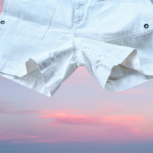 🎉SOLD🆕 Lauren Ralph Lauren White Denim Shorts size 10 - Picture 4 of 8